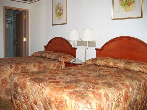 Red Carpet Inn Brooklyn Ню Йорк Екстериор снимка
