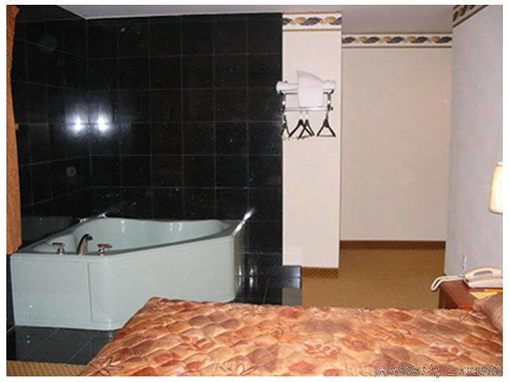 Red Carpet Inn Brooklyn Ню Йорк Екстериор снимка